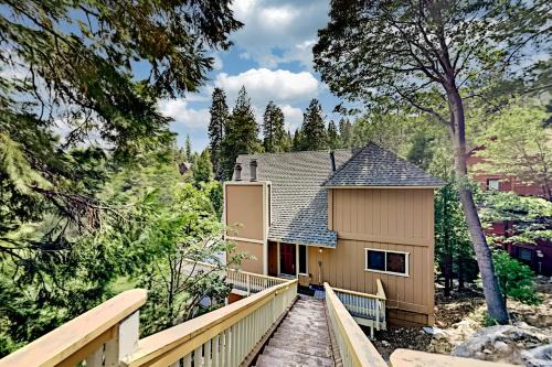 Blue Jay House | Dragon's Lair