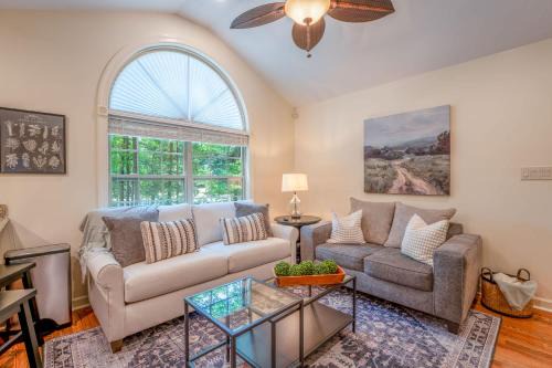 Mooresville House | Dragonfly Cove - Private Dock
