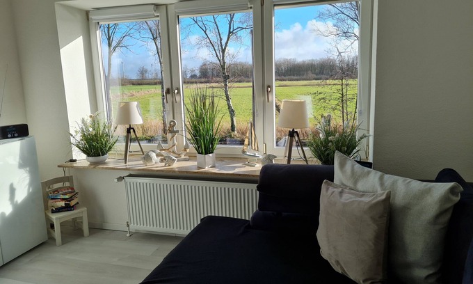 Wolthusen Condo | Dream accommodation with its own jetty and garden!