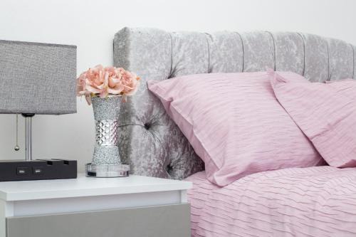 West Ham House | Dream Home Near Stratford Olympic Park London