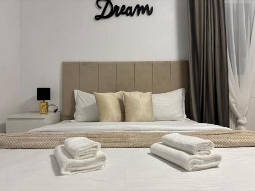 Bistrita Apartment | Dream - Large Apartament with FreeParking in a QuietArea just 10 minutes away from City Center