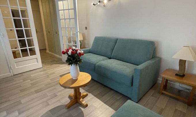 Brides-les-Bains Apartment | Dream location for this apartment full center of brides baths