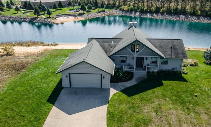 New Lisbon Cabin | DREAM VACATION HOME ON A PEACEFUL CHANNEL AND PRIVATE BEACH