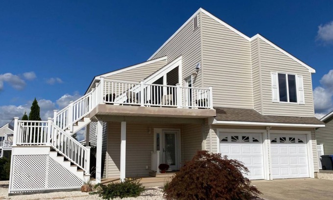 Beach Haven West House | Dream Waterfront Getaway 5 minutes to LBI Beaches