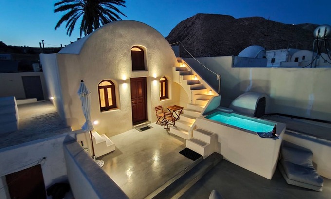 Emporio House | Dreamer's secret villa