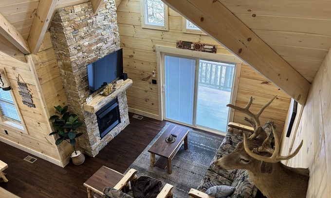 Mannsville Cabin | Dreamin’ Big Family Escape