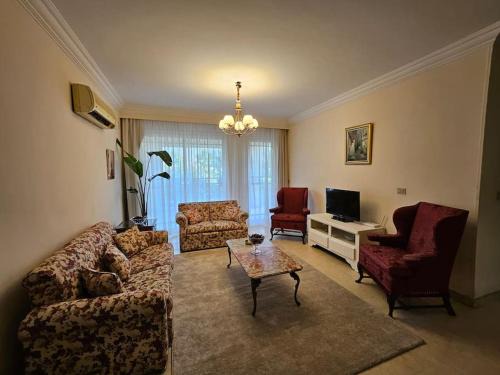 Dream Land Apartment | Dreamland Stylish 2BD with a garden and pool access