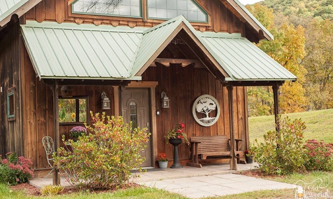 Maryland Ski Chalet | Dreams Park/All Star! Chalet- Old World Village