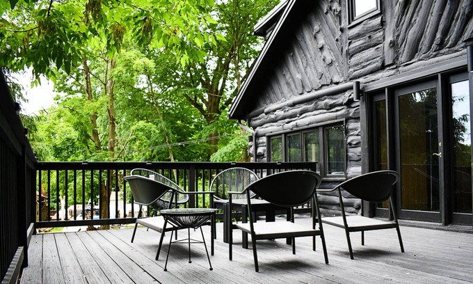 Hewitt House | Dreamy Cabin w/Modern finishes Perfect City Escape/1hr from NYC