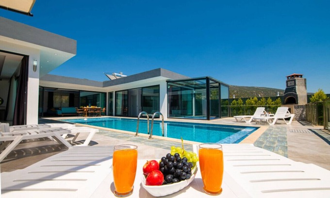 Sarıbelen Villa | Dreamy Villa with Private Pool and Jacuzzi in Kas