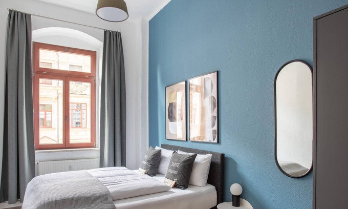 Innere Neustadt Apartment | Dresden Hoyerswerdaer Str | One-Bedroom Suite S