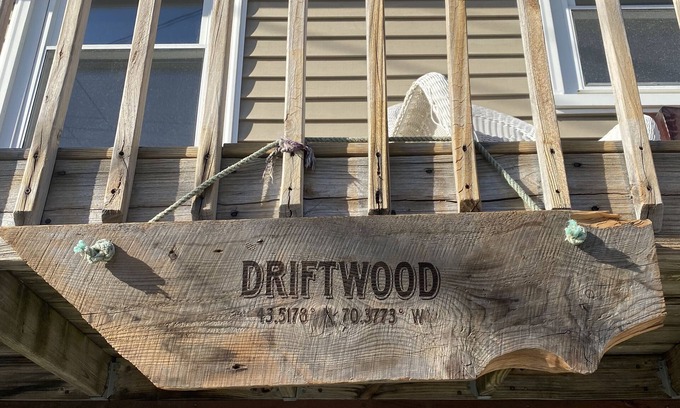 Ocean Park Cottage | “DRIFTWOOD” Quaint Cottage by the Sea- 600 ft from the sand!