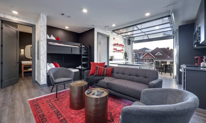 Rolling Mill Hill Condo | DT Nashville Walk to Broadway 2 Bedrooms Sleeps 8