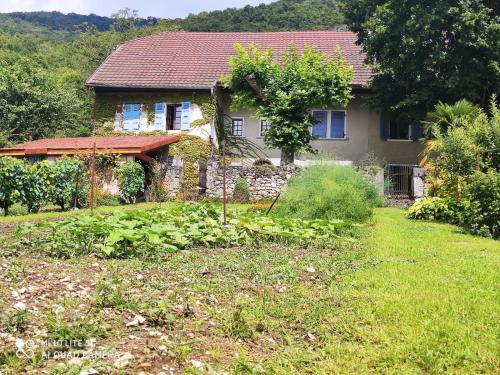 Chindrieux House | Du Vent Dans Les Arbres -120m2 Belle vue sur le lac