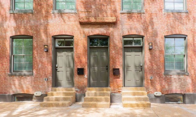 Soulard House | Dual Soulard Townhomes | 4BR/6BA/ABODEbucks