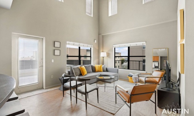 West Campus Apartment | Dual West Campus Homes Walk to UT, The Drag & SXSW Venues, Near Downtown