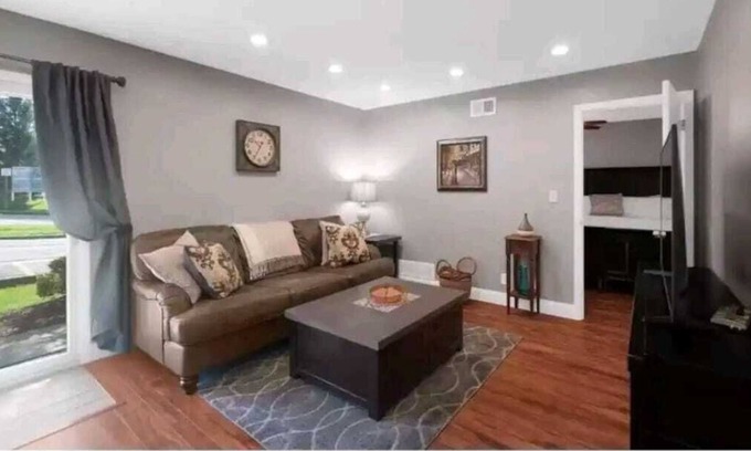 St. Louis Condo | Dubai (Luxury)