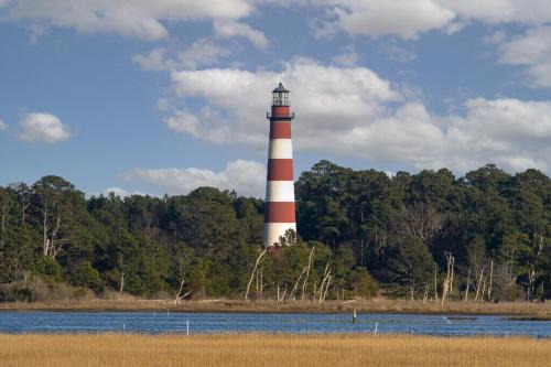 Chincoteague House | Duck Harbor At Waters Edge