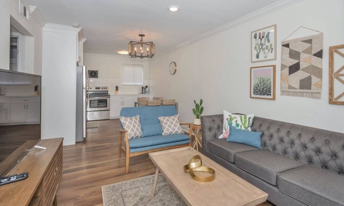 Willoughby Spit Apartment | Dune Cottage Cove Suite