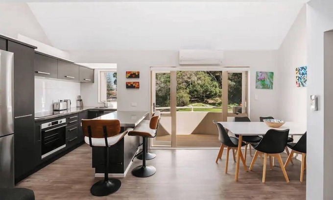 Mount Maunganui House | Dunes on Drury ~ Mount Maunganui - Beyonder Holiday Homes
