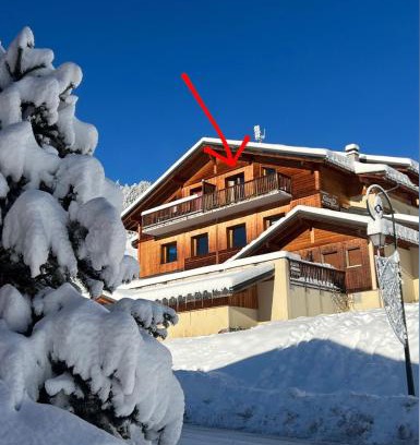 Hauteluce Apartment | DUPLEX 50 m2 aux pieds des pistes les saisies hauteluce et contamines montjoie 6 personnes 1 chambre et un coin nuit