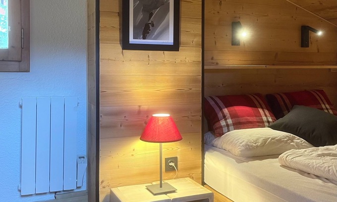 Plagne 1800 Apartment | Duplex 95 m2 - 5 bedrooms for 11 people -150 m from the slopes - pool/sauna