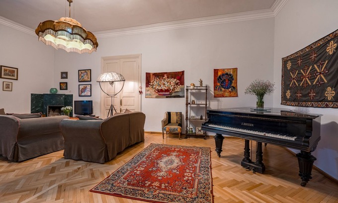 Tbilisi City Centre Apartment | Duplex Art House In The Heart Of Tbilisi