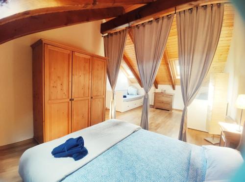 Villanua Apartment | Duplex Familiar Izarraitz