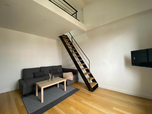 Enghien-les-Bains Apartment | Duplex Moderne Luxe-20 min de Paris