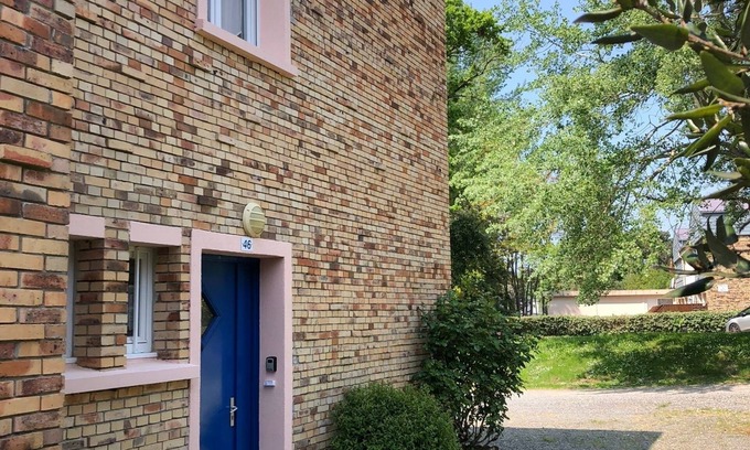 Saint-Pair-sur-Mer Apartment | Duplex with terrace in a wooded park, 500 m from the beach