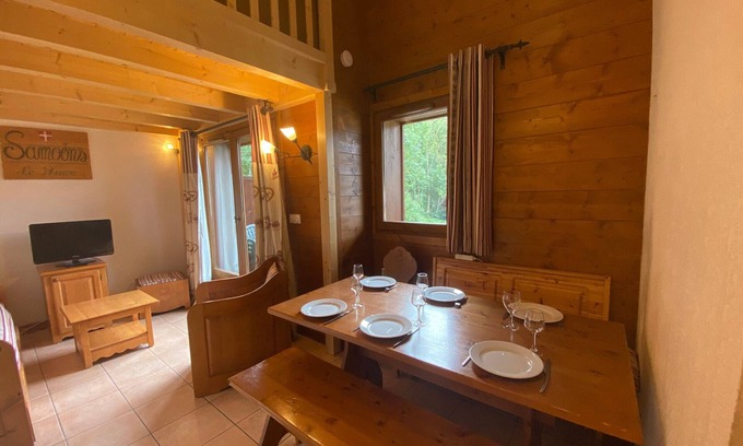Samoens Apartment | Duplex with pools and parking near Samoëns center