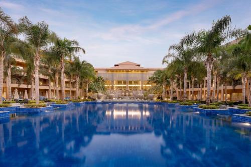New Cairo Hotel | Dusit Thani LakeView Cairo