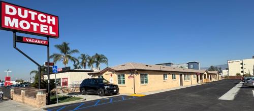Loma Linda Hotel | Dutch Motel