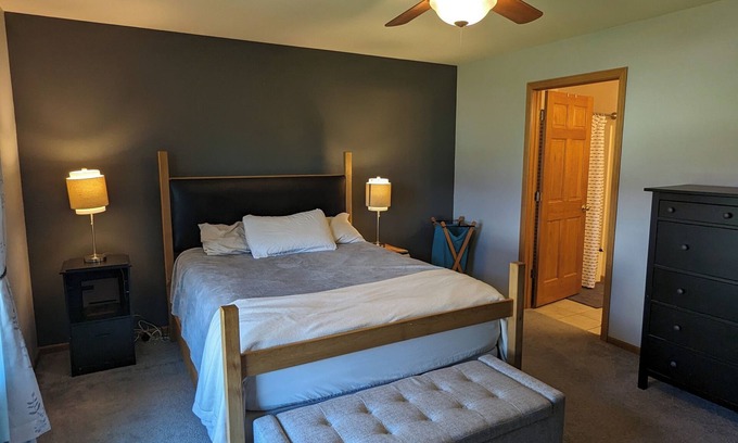 Oshkosh House | EAA AirVenture Whole Home Rental