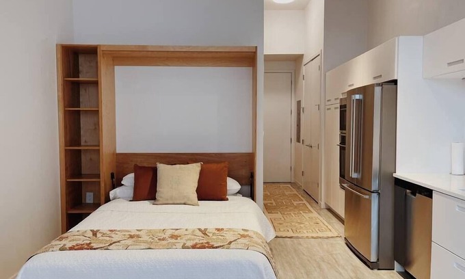 Oshkosh Apartment | EAA Available - 1 BR Studio in Downtown Oshkosh