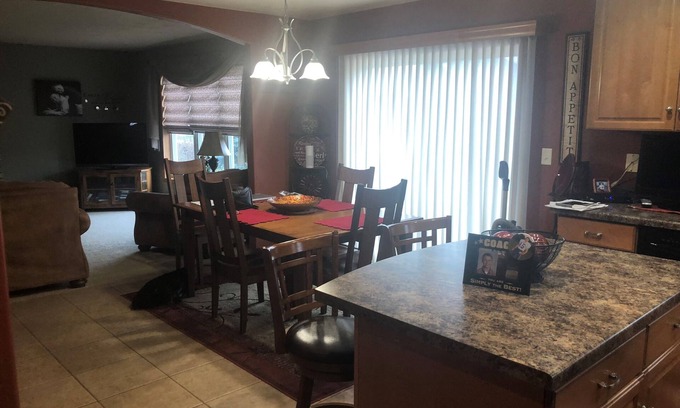 Oshkosh House | EAA House Rental in Great Location