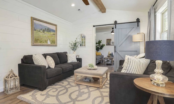 Springdale House | Eagle Bend Modern Farmhouse | Beaver Lake