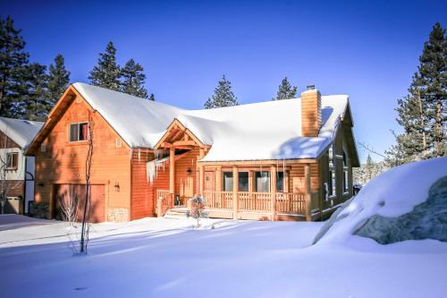 Castle Glen Estates House | Eagle Ridge Views-1648 by Big Bear Vacations