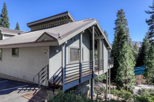 Lakeshore Apartment | Eagle's Landing Condo 68