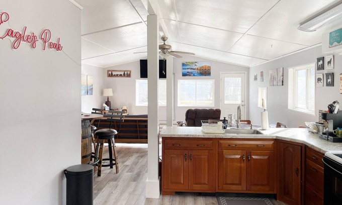 West Hickory Cottage | Eagle's Peak cottage near the Allegheny River
