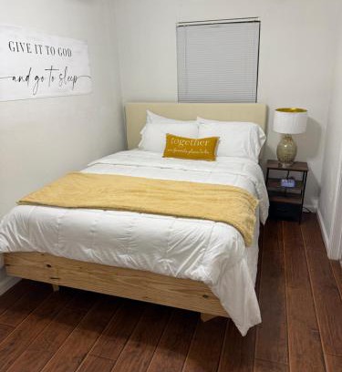 Eagle Pass Apartment | Eagle Stay 14