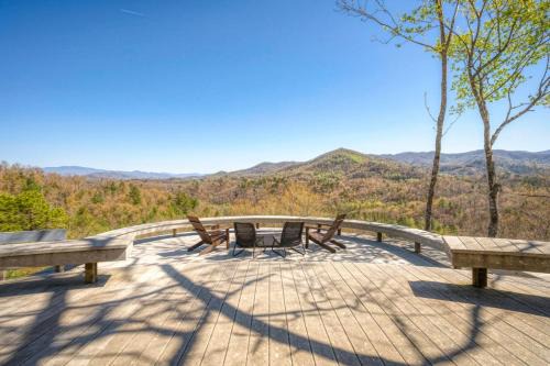 Bryson City House | EagleWatch Mountaintop Villa & Event Venue