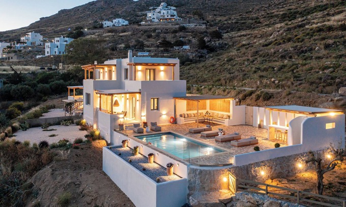 Naxos Town Villa | Eartha Horizon 3BR Villa with Private Pool and Panoramic Sea Sunset View