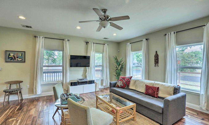 Govalle House | East Austin Hideaway ~ 4 Mi to Ladybird Lake!