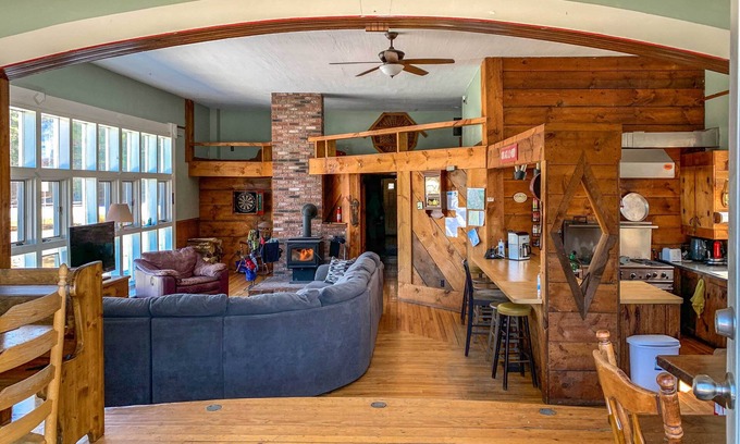 East Burke House | East Burke Home on Kingdom Trails: Near Ski Resort