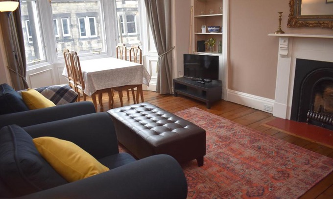 Bonnington Apartment | East Claremont - beautiful 2BR apartment in Central Edinburgh
