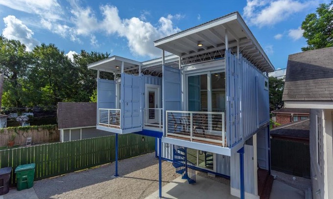 Greater East End Apartment | East Downtown Micro-luxe Container Living Pod #10