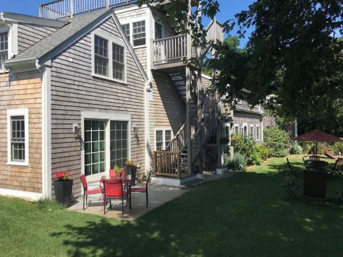 Provincetown House | East End Condo w Beach Access