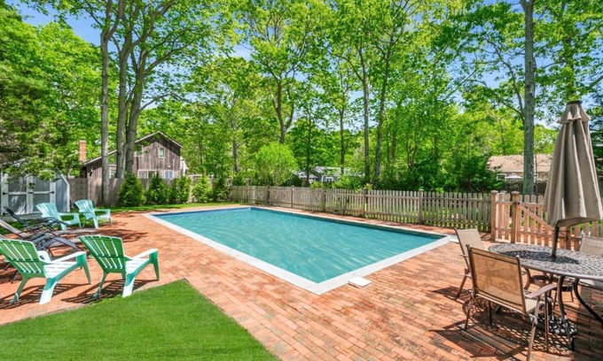 Springs House | East Hampton Hideaway