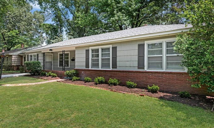 Memphis House | East Memphis 4bed + 2 bath Home